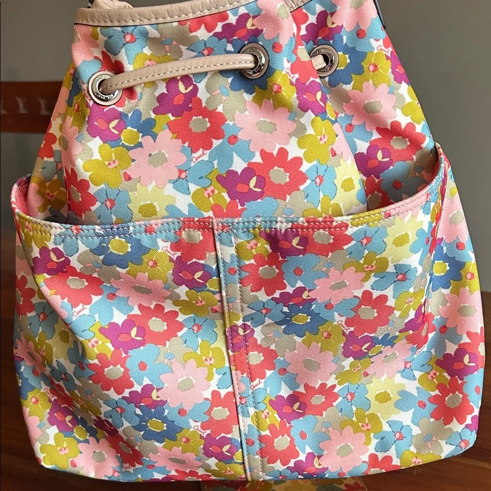 Coach 2014 Peyton Floral Drawstring Bucket Bag & Wallet in Discontinued Pattern - Picture 6 of 16